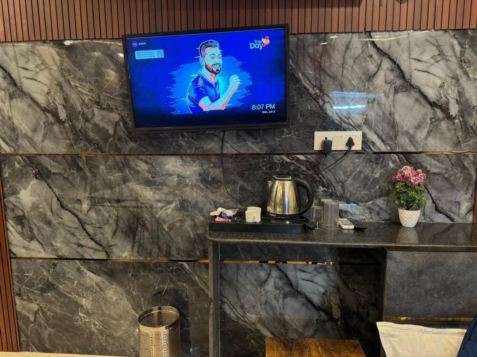 Hotel Dev Ganga Rishīkesh Eksteriør billede